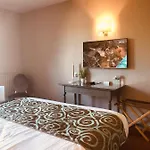 Logis Hotel Restaurant Le Gue Du Holme Hotel Saint-Quentin-sur-le-Homme