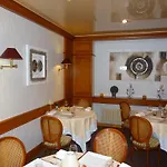 Logis Hotel Restaurant Le Gue Du Holme Saint-Quentin-sur-le-Homme