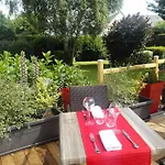 Logis Hotel Restaurant Le Gue Du Holme Hotel Saint-Quentin-sur-le-Homme