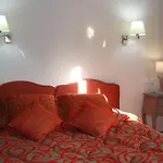 Logis Hotel Restaurant Le Gue Du Holme Hotel Saint-Quentin-sur-le-Homme