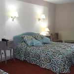 Logis Hotel Restaurant Le Gue Du Holme Saint-Quentin-sur-le-Homme