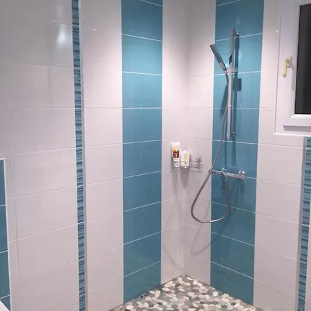 Logis Restaurant Le Gue Du Holme Hotel 3*