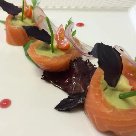 Logis Restaurant Le Gue Du Holme