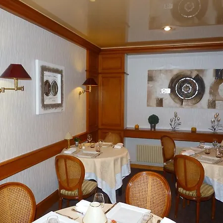Logis Hotel Restaurant Le Gue Du Holme Saint-Quentin-sur-le-Homme