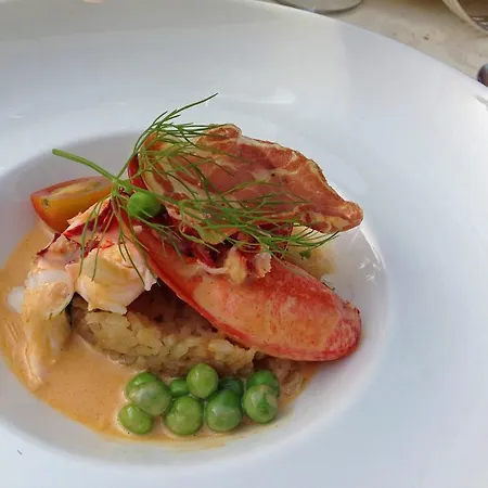 Logis Restaurant Le Gue Du Holme Saint-Quentin-sur-le-Homme