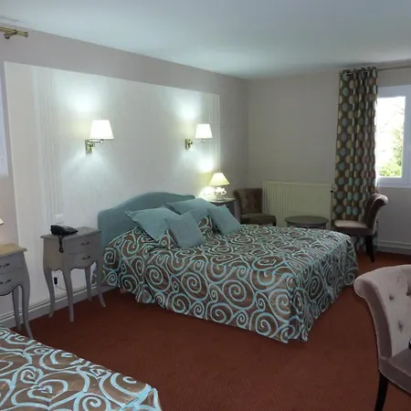 Logis Hotel Restaurant Le Gue Du Holme Saint-Quentin-sur-le-Homme