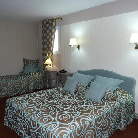 Logis Restaurant Le Gue Du Holme