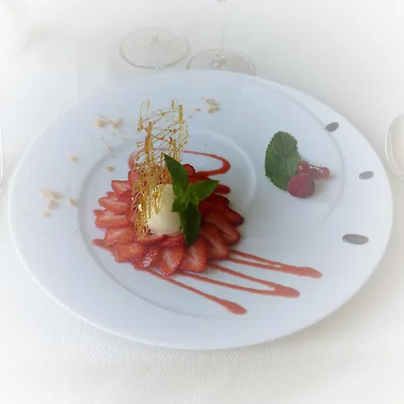 Logis Restaurant Le Gue Du Holme Hotel Saint-Quentin-sur-le-Homme