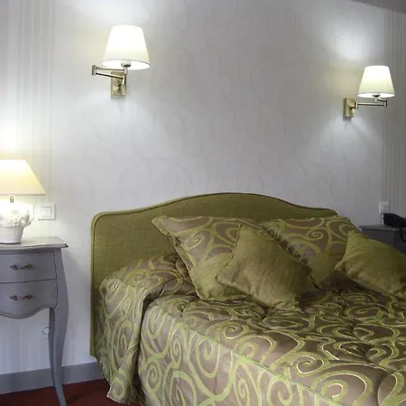 Logis Hotel Restaurant Le Gue Du Holme Saint-Quentin-sur-le-Homme