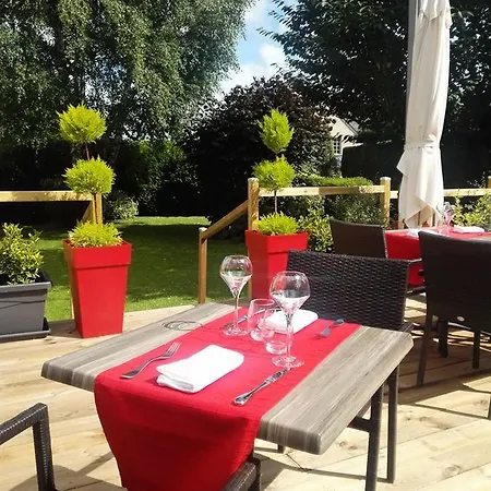 Hotel Logis Restaurant Le Gue Du Holme Saint-Quentin-sur-le-Homme