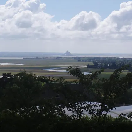 Logis Restaurant Le Gue Du Holme