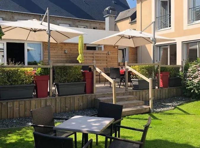 Logis Restaurant Le Gue Du Holme サン・カンタン・シュル・ル・オム