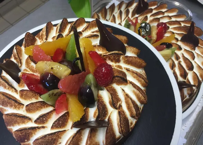 ホテル Logis Restaurant Le Gue Du Holme