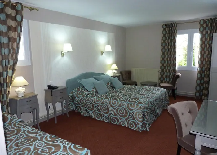 Logis Restaurant Le Gue Du Holme Saint-Quentin-sur-le-Homme