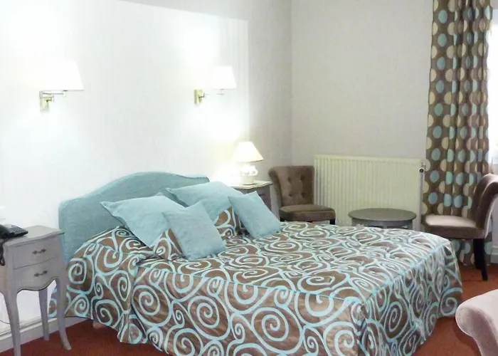 Logis Restaurant Le Gue Du Holme 3*