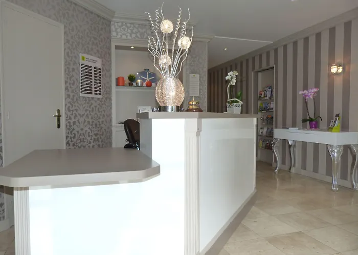 Logis Restaurant Le Gue Du Holme 酒店 圣康坦索勒