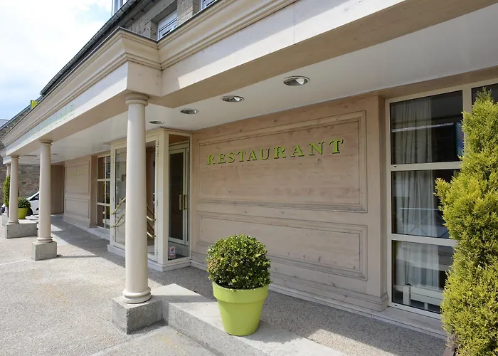 Hotel Logis Restaurant Le Gue Du Holme 3*