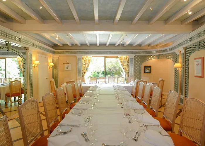 Logis Restaurant Le Gue Du Holme 酒店 3*