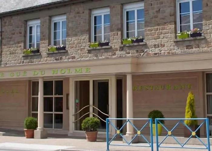 ホテル Logis Restaurant Le Gue Du Holme 3*