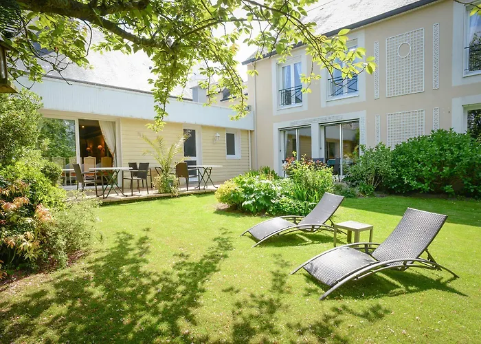 Logis Restaurant Le Gue Du Holme 3*