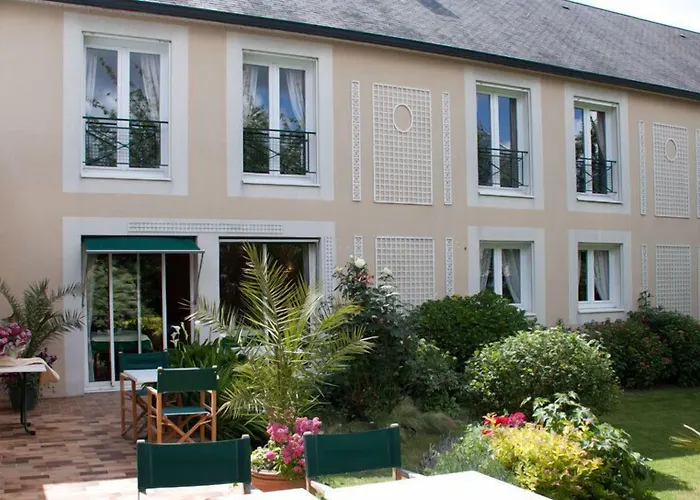 Logis Restaurant Le Gue Du Holme 3*