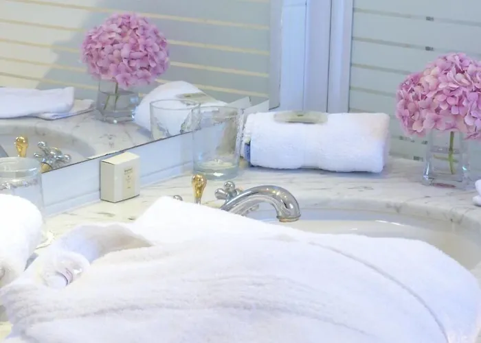 ホテル Logis Restaurant Le Gue Du Holme サン・カンタン・シュル・ル・オム