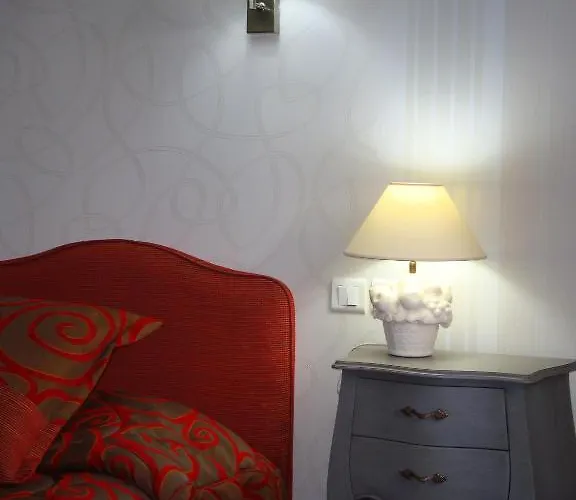 Logis Restaurant Le Gue Du Holme 3*