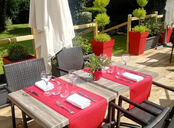 Logis Restaurant Le Gue Du Holme Hotel Saint-Quentin-sur-le-Homme