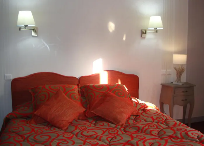 Logis Restaurant Le Gue Du Holme Hotel Saint-Quentin-sur-le-Homme