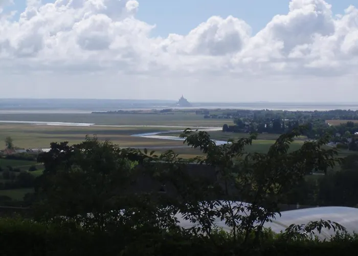 Logis Restaurant Le Gue Du Holme